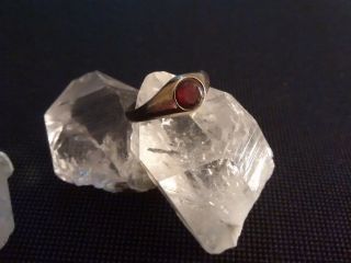 METAL DETECTOR FIND ANCIENT/ROMAN?? STIRRUP RING WITH RED STONE/GLASS ??GARNET?? 8