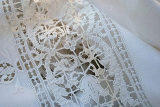 Antique Estate Elegant Italian Linen & Hand Done Reticella Lace Banquet Cloth