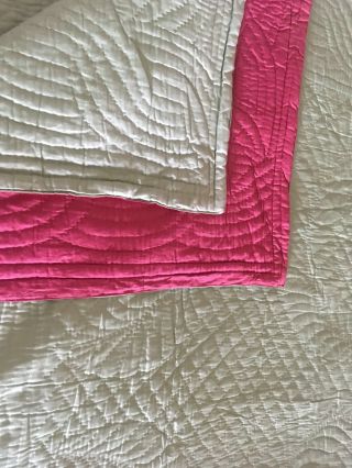 Large Vintage Hand Stitched Durham Quilt 9