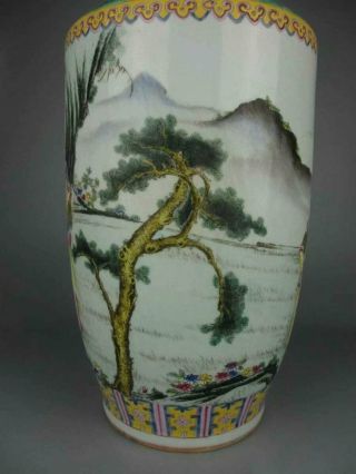 A Large Chinese porcelain famille verte Figure pattern Vase 61cm 6