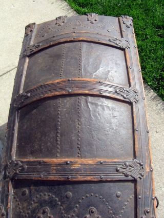 Antique Victorian Domed Top Steamer Trunk Chest treasure Stagecoach Chest 1800 ' s 5