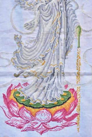 Antique / Vintage Chinese White Embroidered Textile / Fabric / Cloth w Guan Yin 4