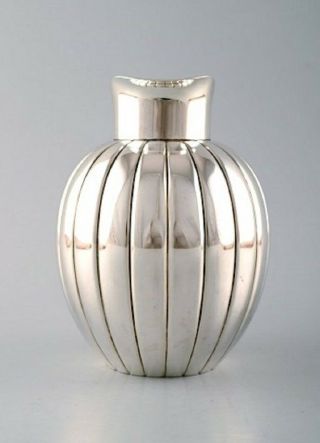 Georg Jensen art deco sterling silver jug in fluted style,  model number 856. 3