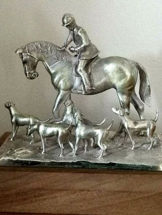 SOLID SILVER MODEL OF MASTER AND HOUNDS 6