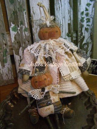 Primitive Pumpkin Head Doll W/ Baby,  Antique Quilt Top,  Folk Art Pumpkin Dolls