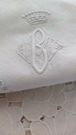 DIVINE ANTIQUE FRENCH EMBROIDERED LINEN TABLECLOTH CROWNS OF A COUNTESS c1890 2