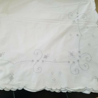 Vintage Antique Linen Embroidered Flat Sheet Flowers in Urn 100 