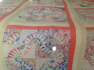 Lovely Vintage Soft Pastel Quilt Hand Sewn 73 