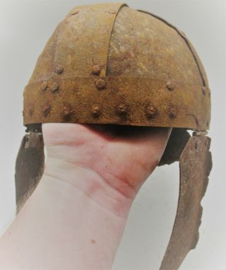 EXTREMELY RARE ANCIENT ROMAN IRON GLADIATORS HELMET IMMACULATE 300AD 4