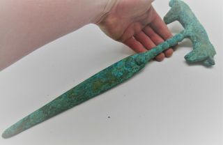 ANCIENT LURISTAN BRONZE BATTLE OBJECT WITH DOUBLE HORSE HEAD POMMEL VERY RARE 4