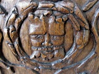 Rare 17th Century Small Oak Carved Coffer Panel,  Central Carved Crowned Head