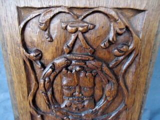 RARE 17TH CENTURY SMALL OAK CARVED COFFER PANEL,  CENTRAL CARVED CROWNED HEAD 6