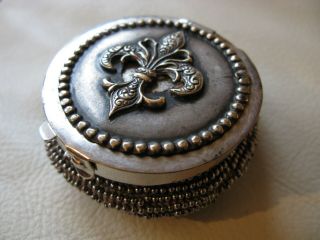 Antique Art Nouveau French Fleur De Lis Steel Bead Tam O Shanter Coin Purse
