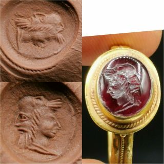 Ancient Roman 3 Kings Faces Seal Garnet Stone High Karat Gold Ring 38