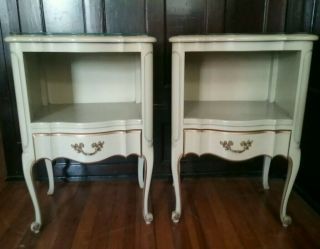 Vtg Pair French Provincial Cabinet Nightstands End Tables W Drawers & Glass Tops