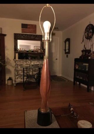 Mid Century Modern Brass Walnut Wood Wishbone Lamp