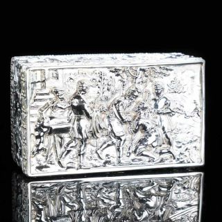 Raised Scenic Silver Table Snuff Box with Gilt Interior - Berthold Muller 4