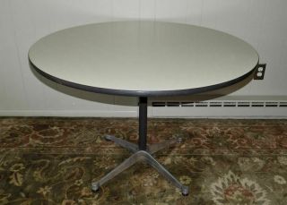 Eames 42 " Round Dining Table By Herman Miller Aluminum Group Contract Base