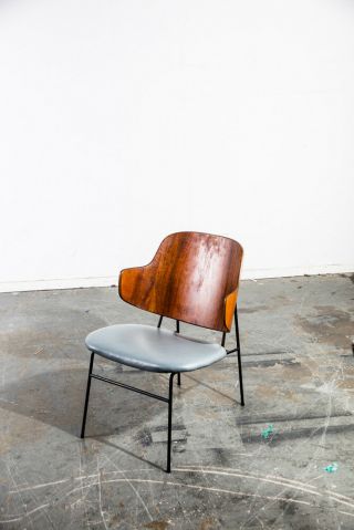 Mid Century Danish Modern Lounge Chair Penguin Ib Kofod Larsen Gray Leather Dark 4