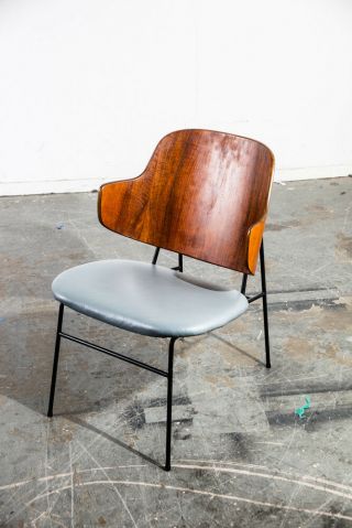Mid Century Danish Modern Lounge Chair Penguin Ib Kofod Larsen Gray Leather Dark 7