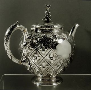 English Sterling Teapot 1901 Barnards - Abercrombie 2