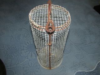 Vintage Fishing Chum Pot Bait Container,  Wire Mesh Sides,  Lid & Stone Base 2