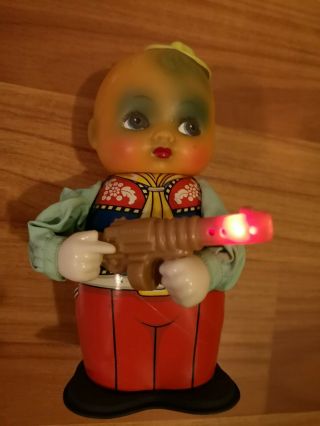 Red China Vintage Tin Wind up Battery Toy.  Shooting Boy.  MS 576. 9