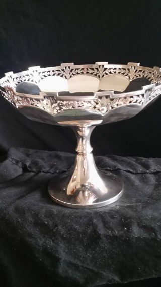 Large Art Deco Silver Tazza.  Alexander Clark & Co Ltd.  599 Grammes 4