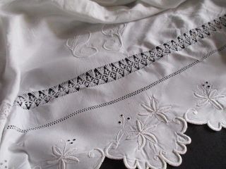Stunning Antique French Pure Linen Trousseau Sheet.  Scalloped Return,  Embroidery 11
