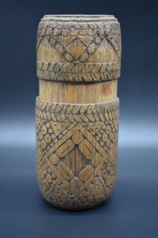 Papa Guinean wooden tribal decorated pot C.  19th century AD 4