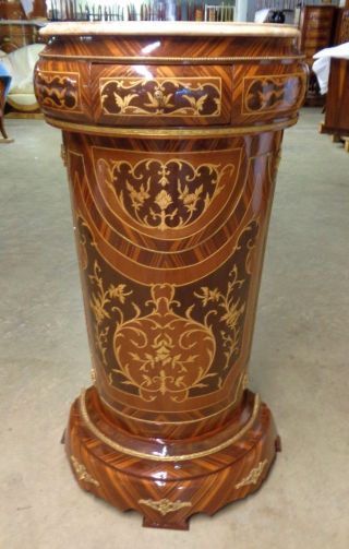 exceptional Louis xv Carrara marble top inlaid rosewood stand 4