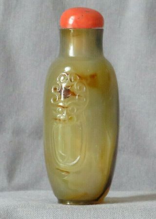 BANDED AGATE SNUFF BOTTLE QING DYNASTY,  18TH / 19TH CENTURY lion - mask handles 2