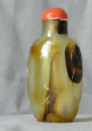 BANDED AGATE SNUFF BOTTLE QING DYNASTY,  18TH / 19TH CENTURY lion - mask handles 6