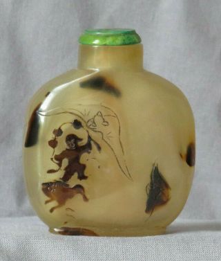 Antique Qing Dynasty Chinese Silhouette Agate Snuff Bottle Carved Hard Stone