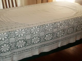 Stunning Museum Quality Irish Linen And Lace Banquet Tablecloth