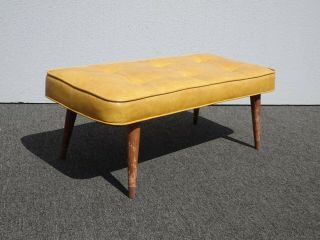 Vintage Mid Century Modern Gold Tufted Two Seater Bench Stool w Peg Legs 3