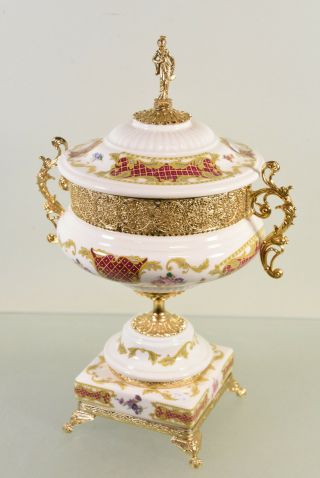 Vintage French Centerpiece Lidded Bowl In Limoges Porcelain Floral Figurine