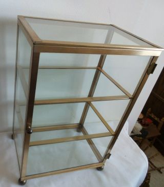 VINTAGE HEAVY DUTY GLASS AND BRASS DISPLAY CASE FOR MINIATURES 3