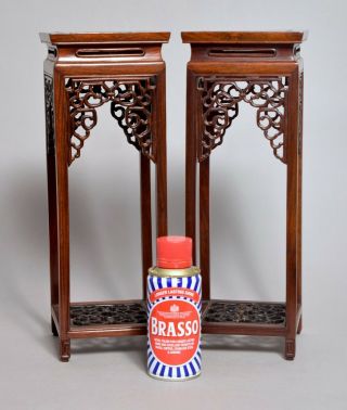 A VERY FINE PAIR LARGE ANTIQUE CHINESE CARVED HARDWOOD VASE STANDS,  33CM 10