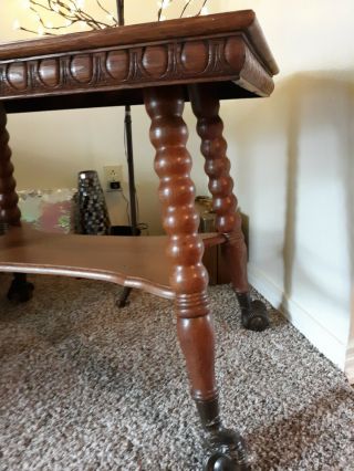 Tiger Oak Man of The North Iron and Glass Claw Ball Feet Parlor Table 6