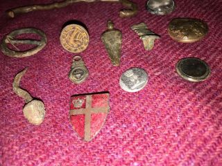 12 METAL DETECTING FINDS - BADGE WITH A CROSS - PURSE BAR - BROOCH - FOB SEAL, 3