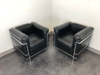 Cassina ' LC2 Petit Modele ' Le Corbusier Club Chairs in Leather 2