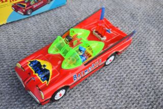 SCARCE BATMAN BATMOBILE & ROBIN BATTERY OP.  CAR TOY TAIWAN 3