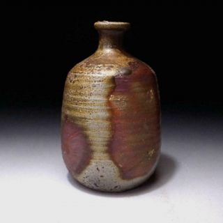 BD8 Japanese Sake bottle,  Bizen Ware by Human Cultural Treasure,  Mitsuru Isezaki 3