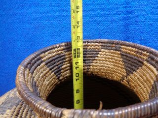 LARGE ANTIQUE NATIVE AMERICAN INDIAN WOVEN BASKET 10 10