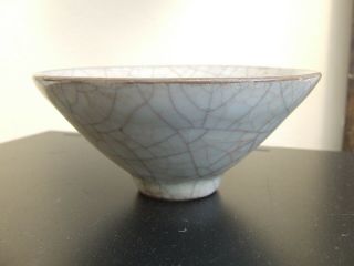 Chinese Porcelain Ge Kiln Crackle Glaze Small Conical Bowl Song / Yuan Dynasty