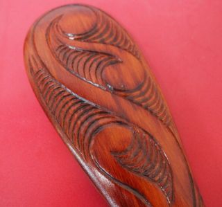 VINTAGE OCEANIC POLYNESIAN ZEALAND MAORI CARVED WOODEN WAR CLUB 1 NR 2