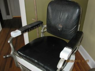 1940 ' s Antique Koken Barber Chair w/ Child ' s Booster Seat 12