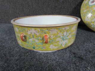 ANTIQUE or VINTAGE CHINESE YELLOW PORCELAIN POT with LID,  FLORAL DCORATION 7