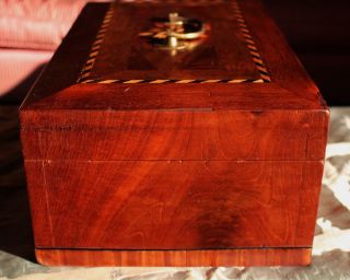 American Late Federal Period Mahogany Compass Rose Inlaid Jewelry Box c.  1850 4